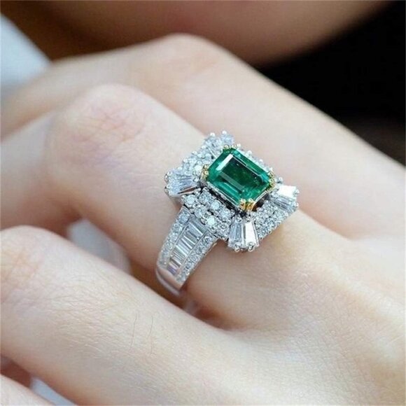 Vintage 925 Sterling Silver Emerald Ring Cocktail Rings Square Cut Green Gem Cub - Picture 1 of 4